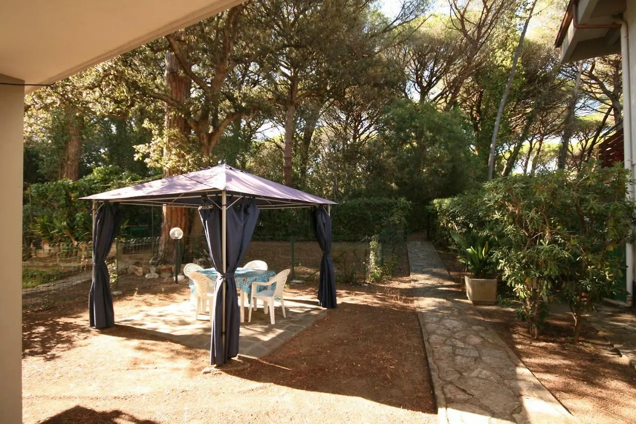 A 300 M Dal Mare Grazioso Appartamento Castagneto Carducci 0*,