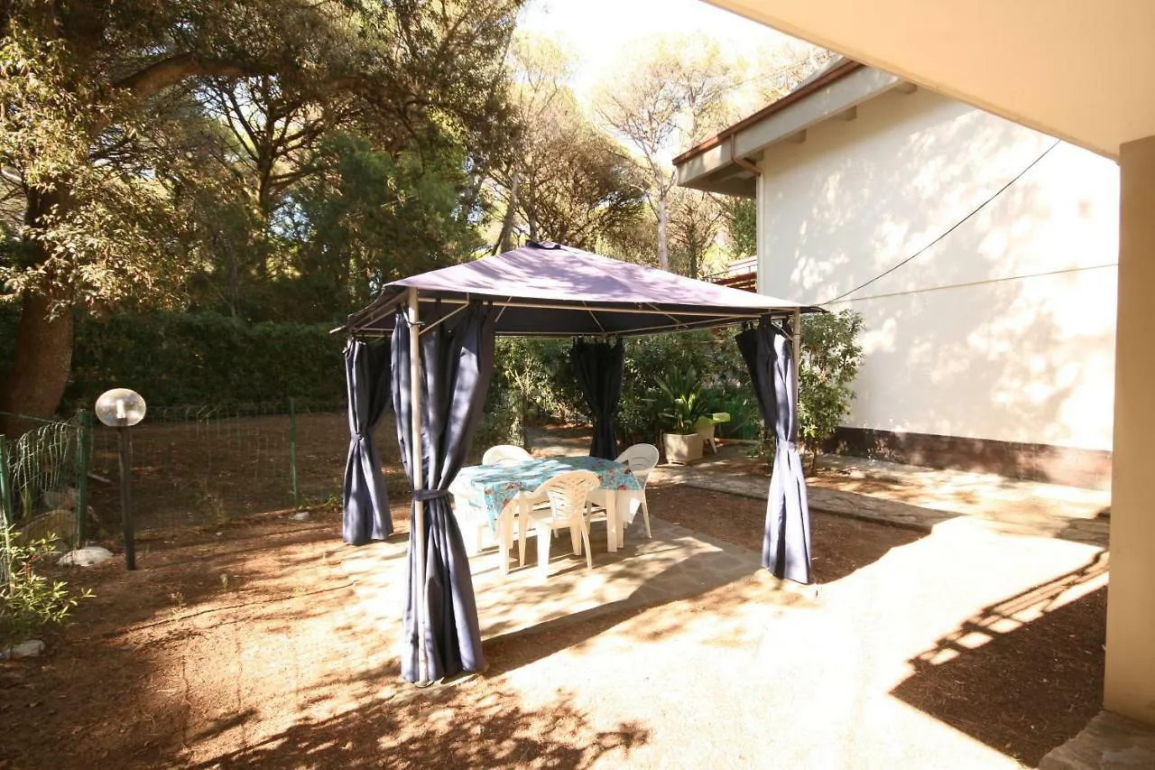 Apartment A 300 M Dal Mare Grazioso Appartamento Castagneto Carducci Italy